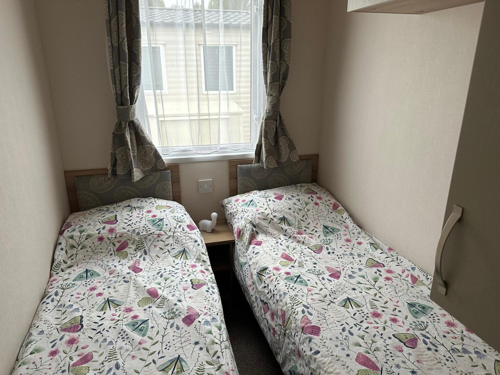 Felixstowe Chimo Caravan 8 Sleeps 5 Min To Beach Esterno foto