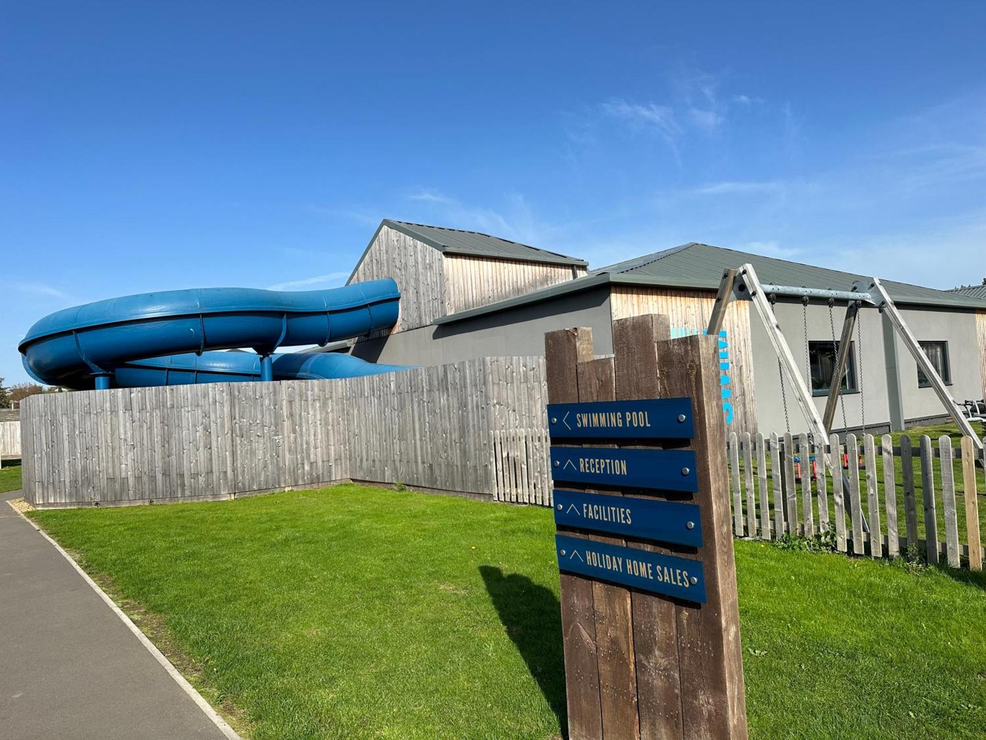 Felixstowe Chimo Caravan 8 Sleeps 5 Min To Beach Esterno foto